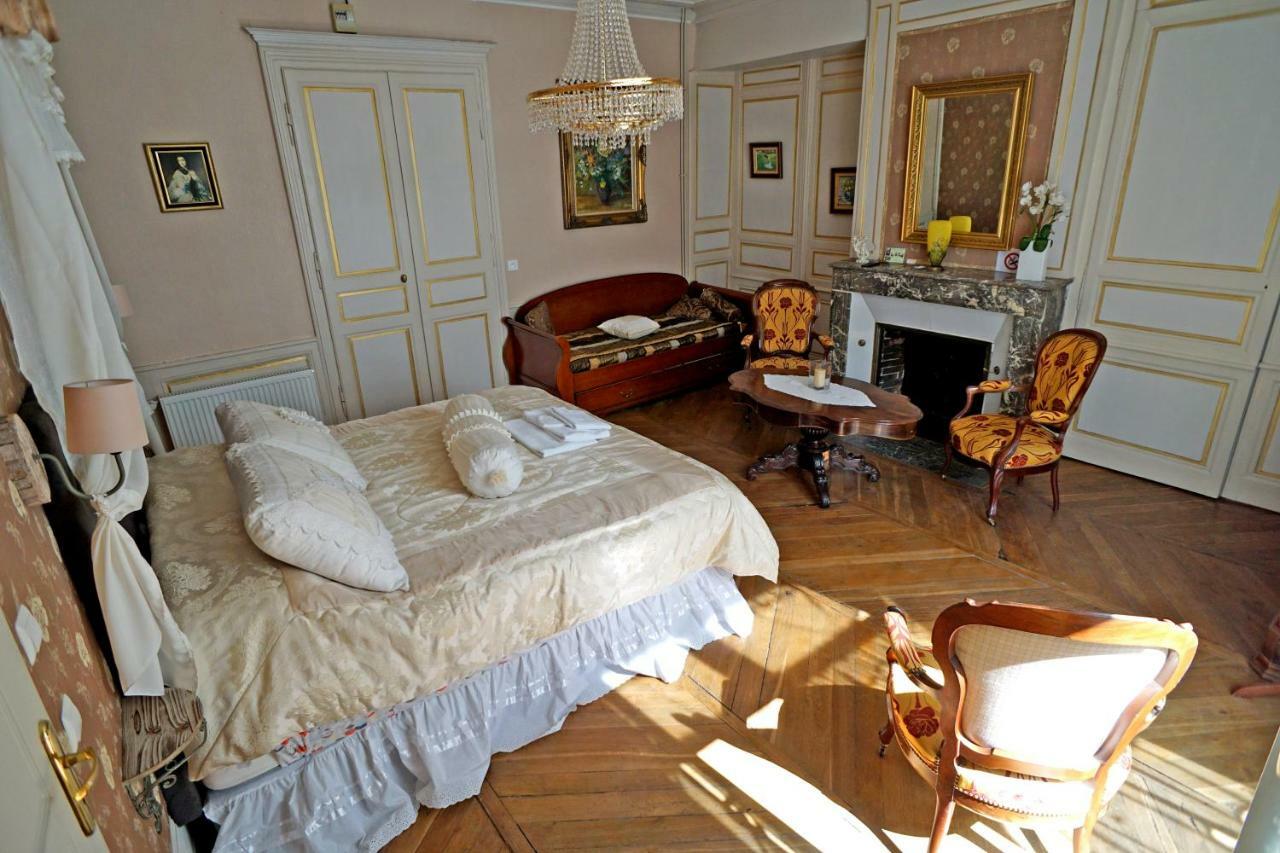 ホテル Auberge Des Capucins Châtillon-sur-Seine エクステリア 写真
