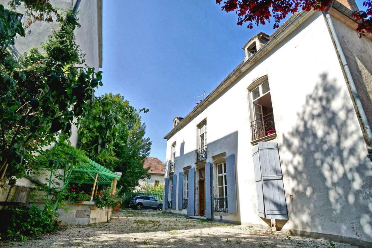 ホテル Auberge Des Capucins Châtillon-sur-Seine エクステリア 写真