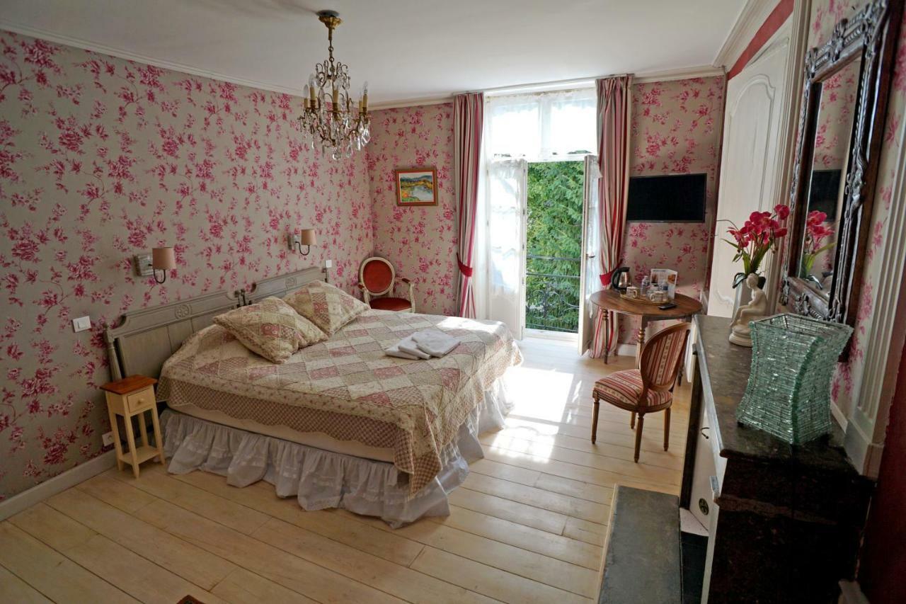 ホテル Auberge Des Capucins Châtillon-sur-Seine エクステリア 写真